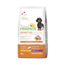 Trainer Natural Sensitive Mature Small & Toy (salmone)